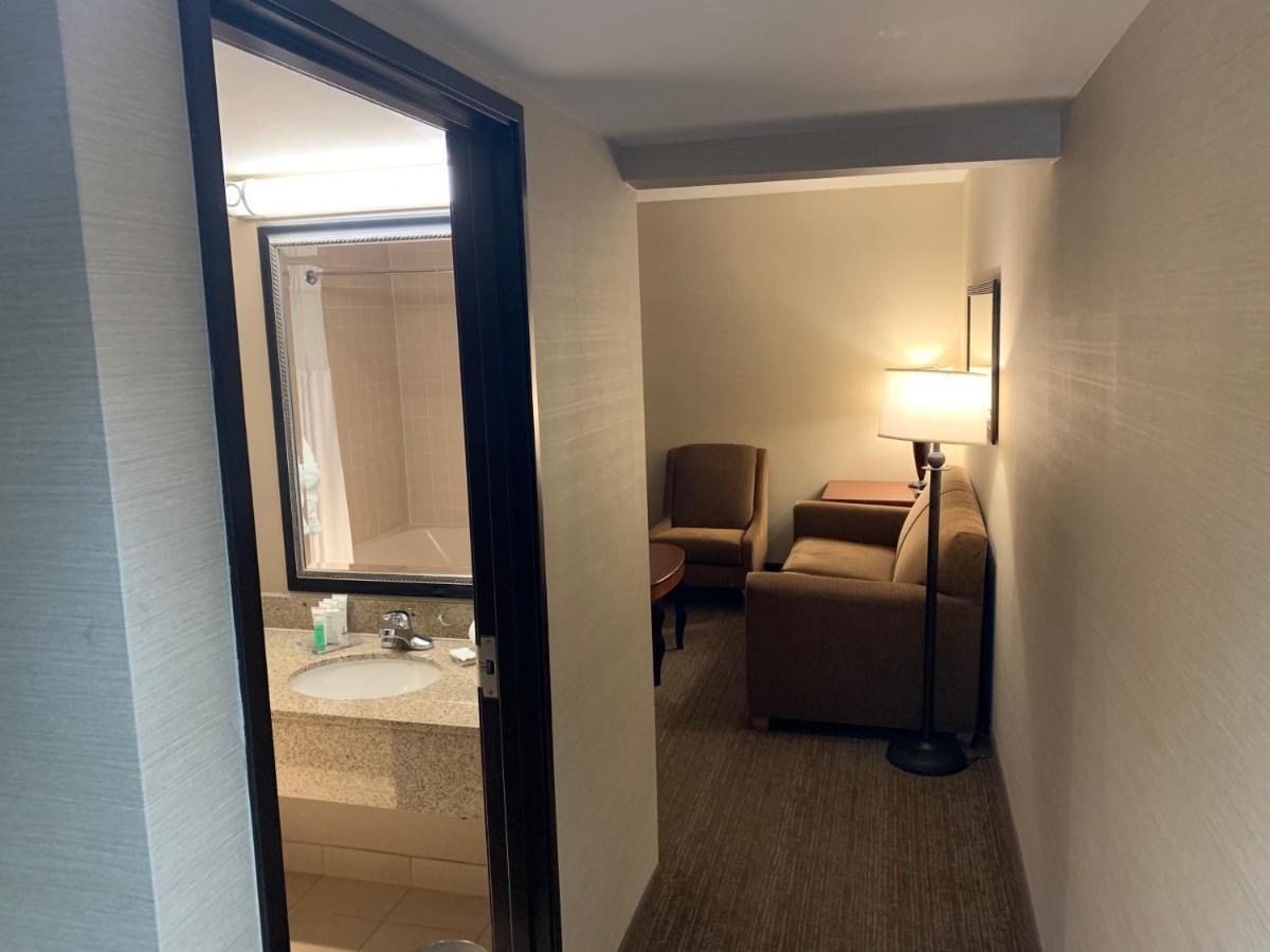 Radisson Hotel Detroit-Farmington Hills Luaran gambar