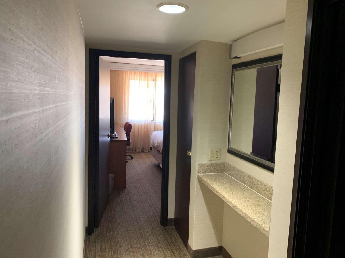 Radisson Hotel Detroit-Farmington Hills Luaran gambar